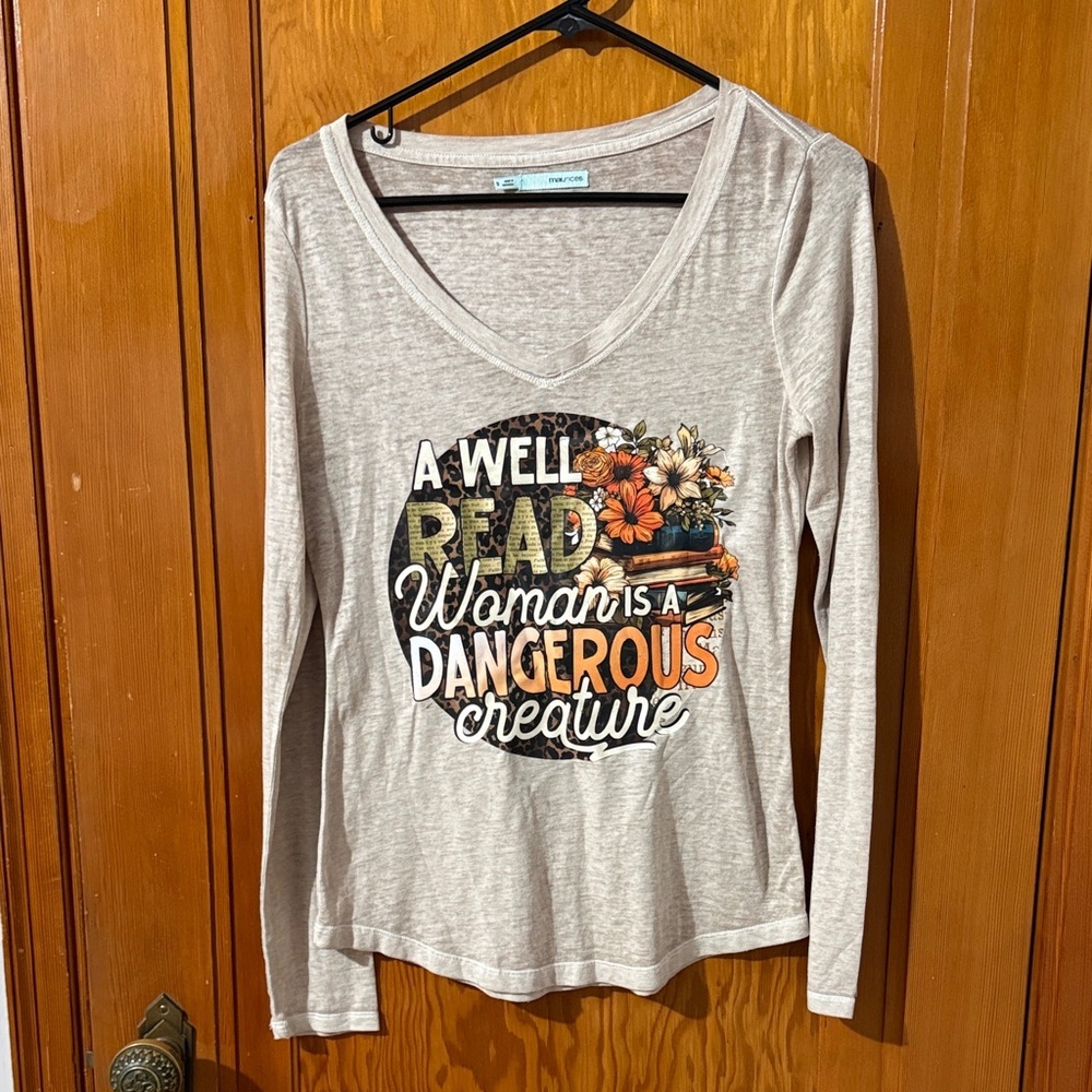 Maurices Cream Long Sleeve Graphic Tee